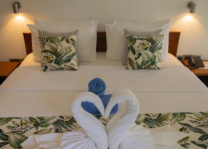 Palm Holiday Apartments