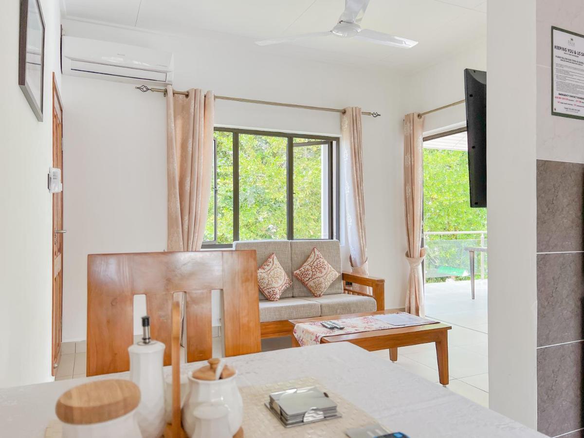 Palm * Grand Anse (Praslin)