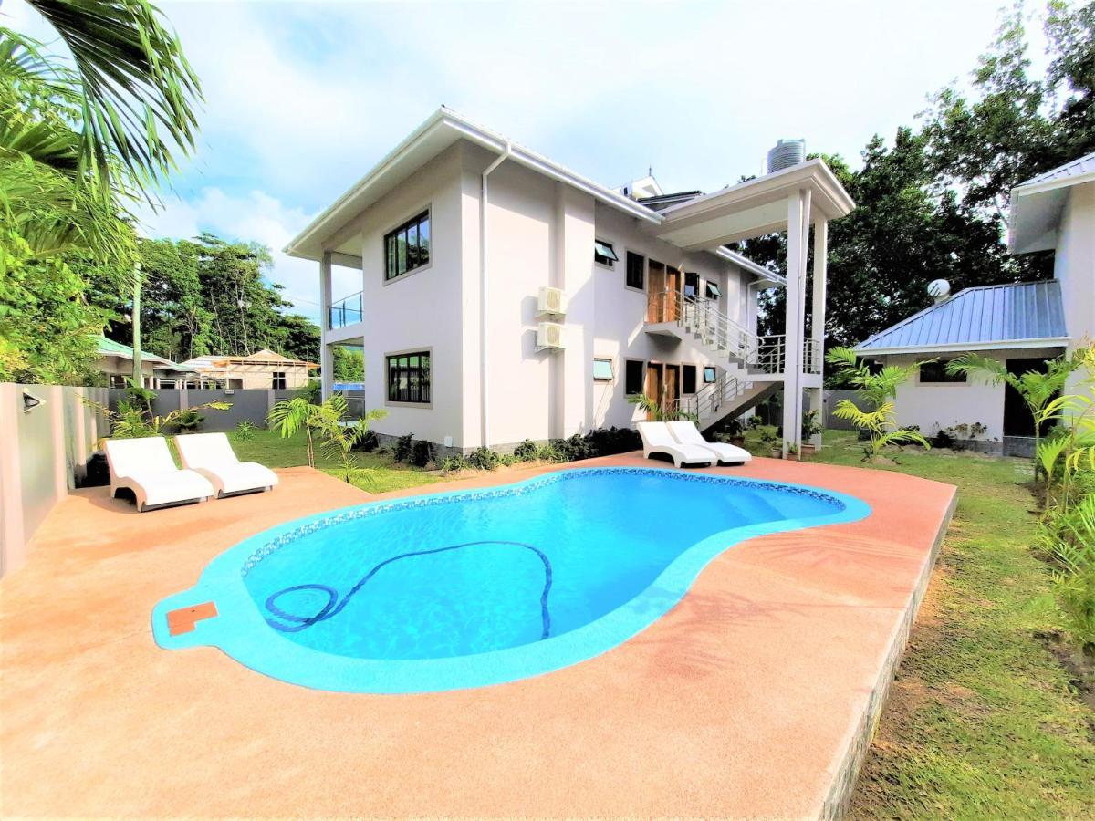 Palm Grand Anse (Praslin)